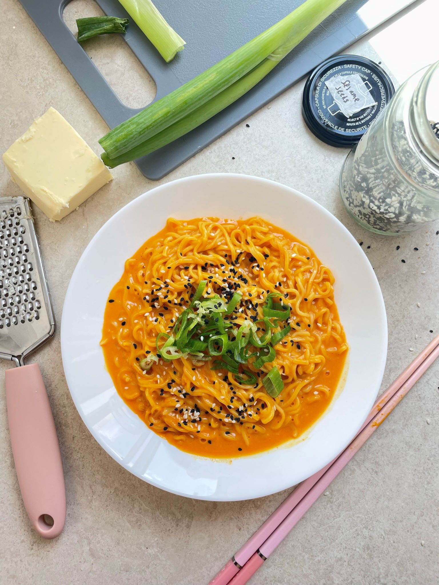 Read more about the article Vegan Buldak Carbonara Ramen Noodles