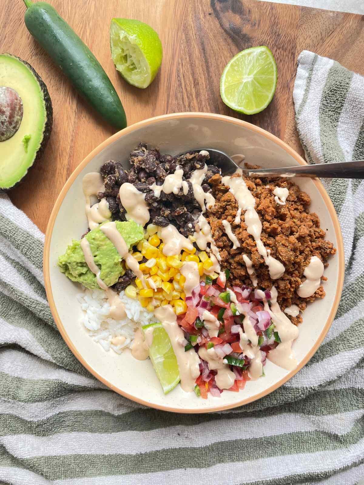 Read more about the article Vegan Burrito Bowl