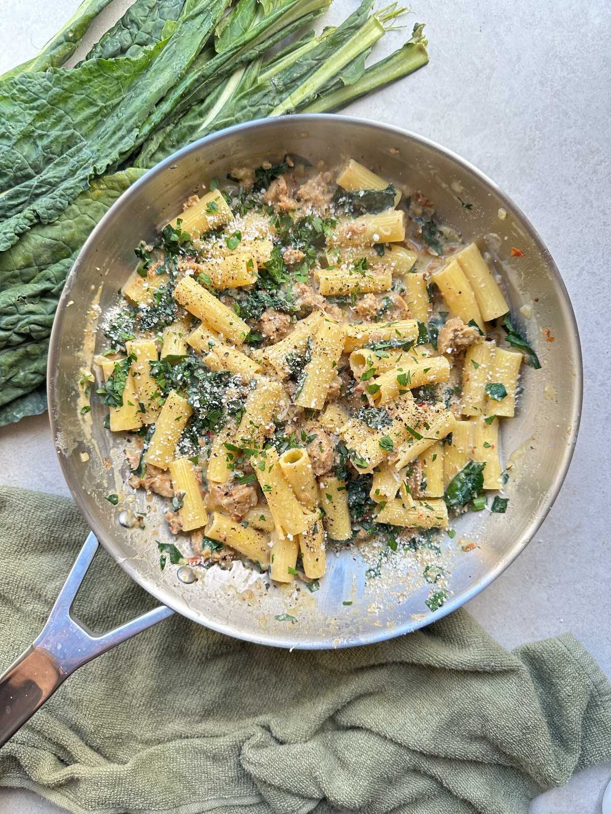 Read more about the article Vegan Italian Sausage Kale Pasta